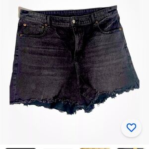 American Eagle Jean shorts women’s 16 Black cut off  High rise Boyfriend shorts